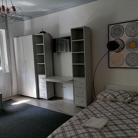 Merey Apartment Сегед Экстерьер фото