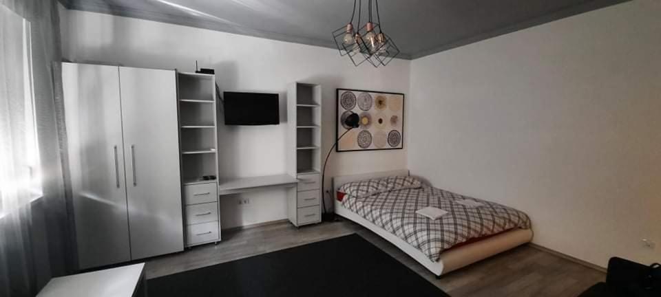 Merey Apartment Сегед Экстерьер фото