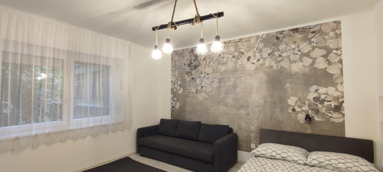 Merey Apartment Сегед Экстерьер фото